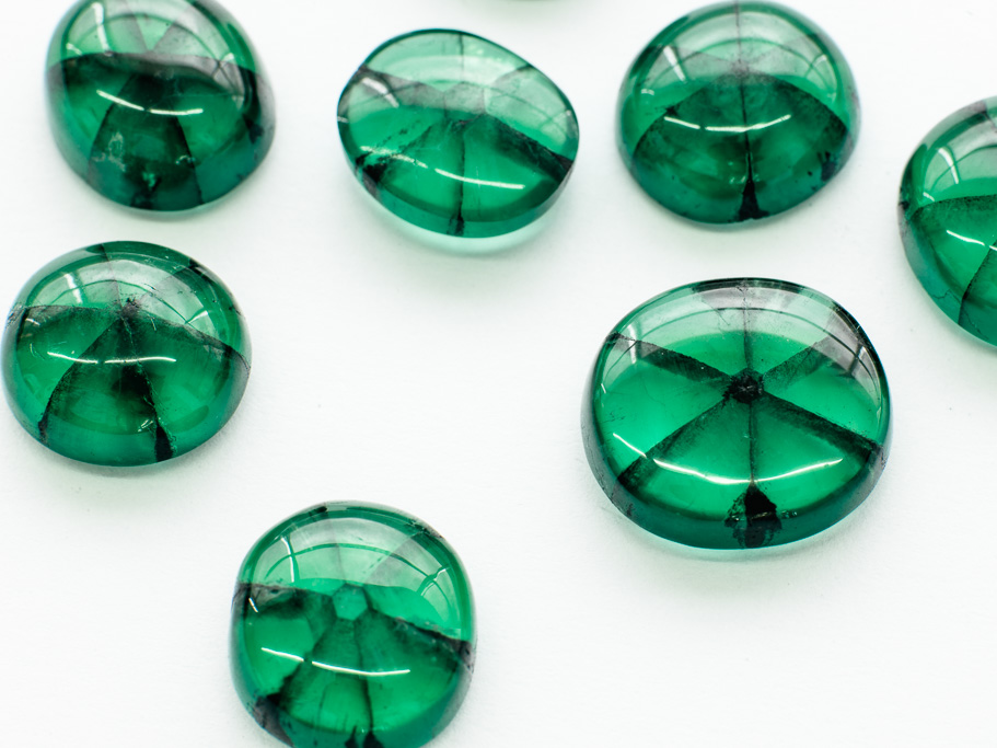 Photo Right, rare Trapiche emeralds 