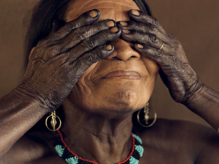 Photo Embera woman Chocó, Colombia